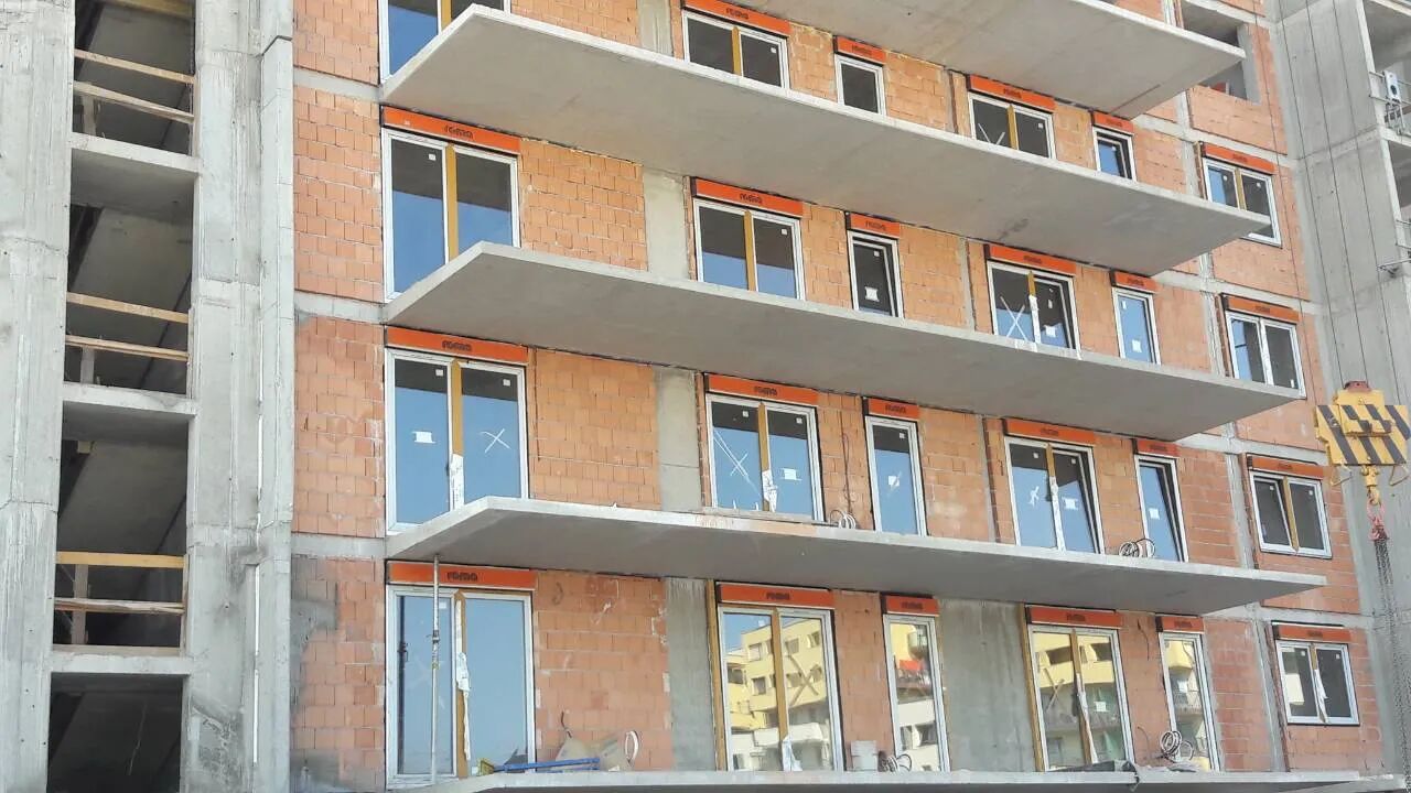 Korszerű beépítési megoldások műanyag nyílászárókhoz